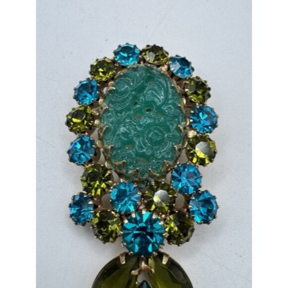 VTG Carved Green Jade Glass Rhinestone Green- Blue Gold Tone Long Dangle Brooch - Picture 12 of 13